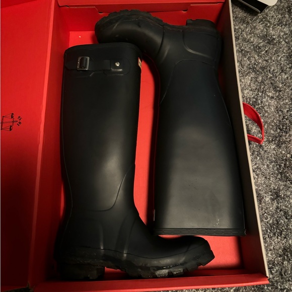 Women’s Original Tall Hunter Boots in Navy - Picture 5 of 12
